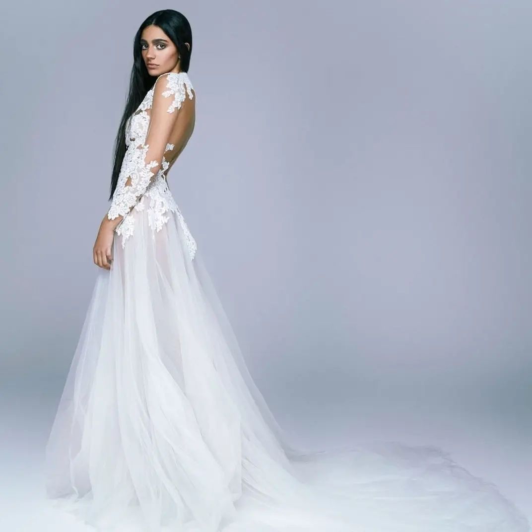 Your dream day deserves a customized dress that embodies elegance and class.