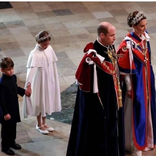 What did we think about Princess Kate’s look in a @alexandermcqueen also daughter Charlotte in mini capes version by Alexander McQueen?