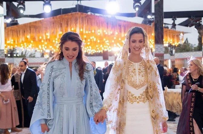 Rajwa Al-Saif of Saudi Arabia, who will wed Crown Prince Hussein bin Abdullah II on June 1 in Amman, was honoured with a pre-wedding henna party on Monday night by Jordan’s Queen Rania and the bride-to-be wore a beautiful gown by @honaydaofficial