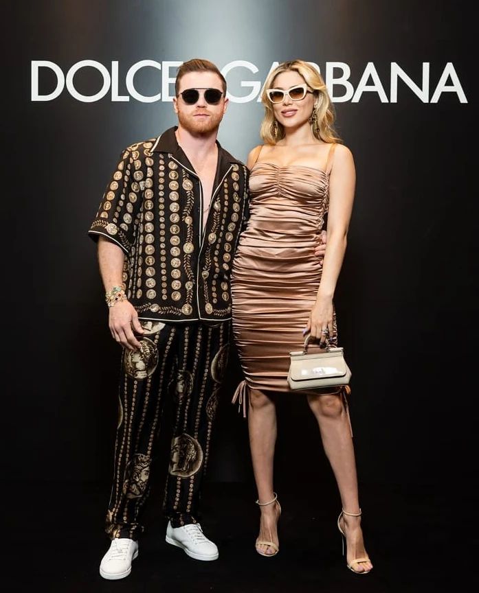 dolceandgabbana SS24 mens fashion fashion show with an attendance of beautiful friends of the brand showcasing their stunning looks.