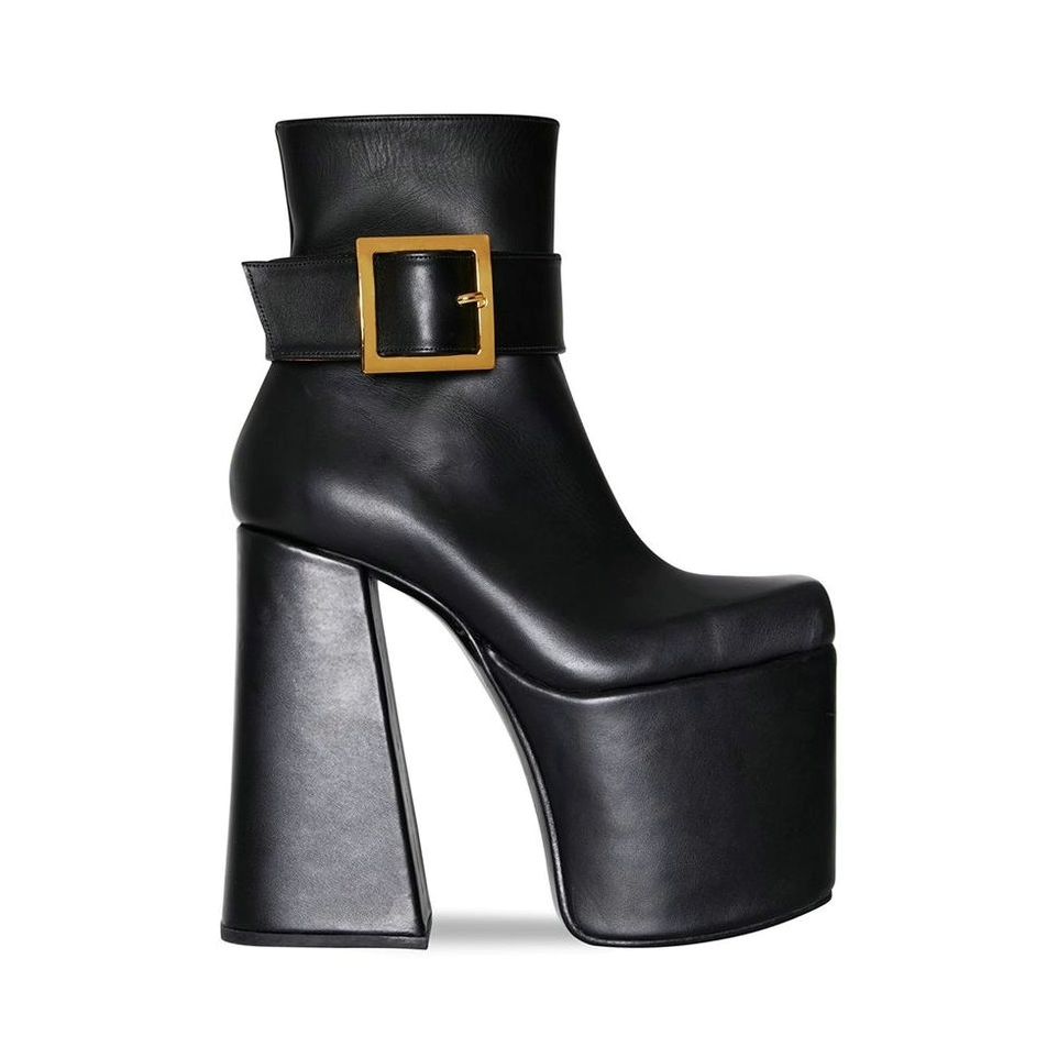 In terms of shoe trends, winter is undoubtedly the most significant season.