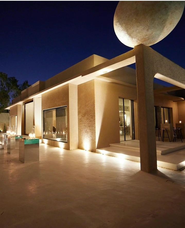 Amina Muaddi celebrated her first pop up shop