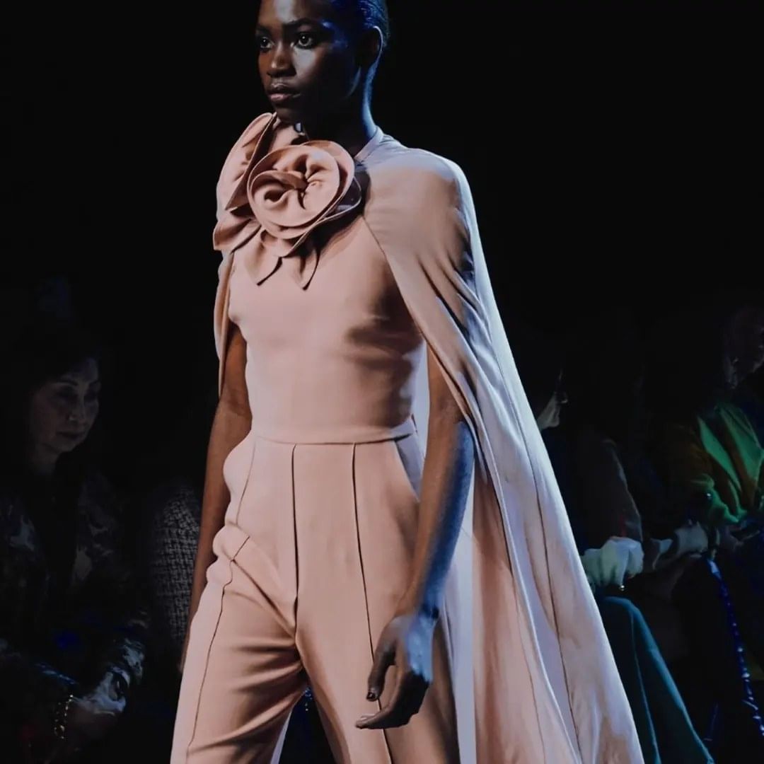 Elie Saab debuted his Fall/Winter 2024–25 ready-to-wear collection on Saturday at Paris Fashion Week, with a palette of deeper hues appropriate for the winter season.