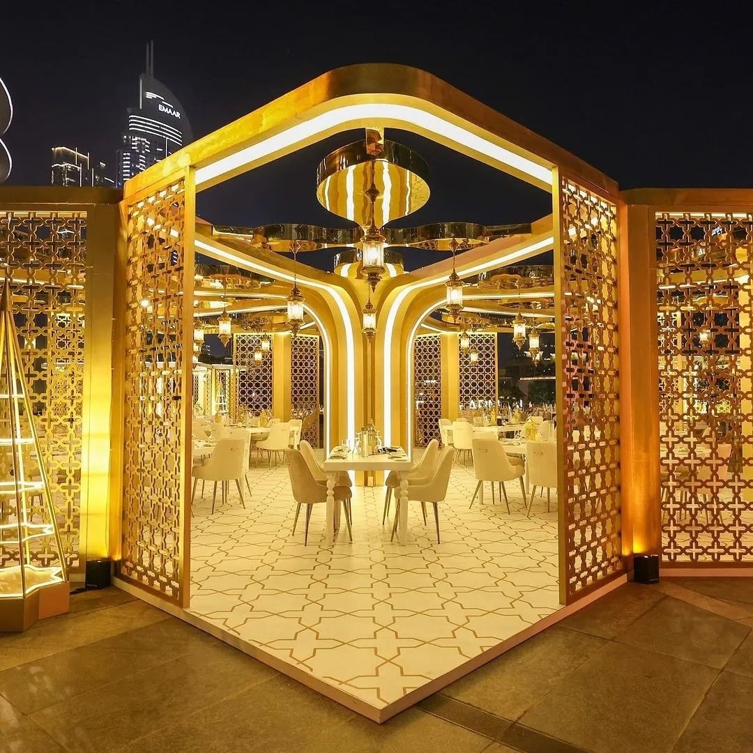 Indulge in the finest suhoor delights with breathtaking views at Armani Hotel Dubai ✨