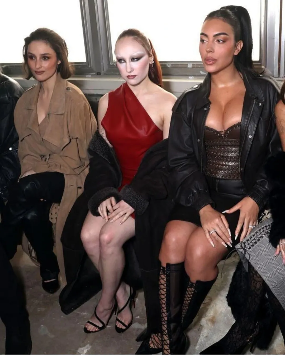 Ludovic de Saint Sernin set Paris ablaze with his FW25 collection at #PFW—sensual.