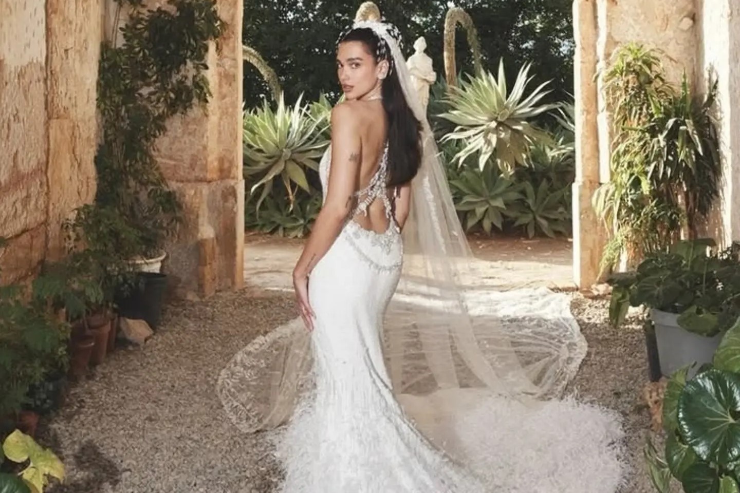 A Historic Bridal Moment for Chanel.