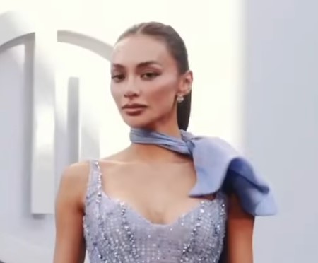 The desert became the muse as Tony Ward unveiled his Fall/Winter 2026/27 Couture collection.
